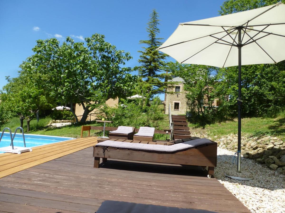 Villa Pilotti Country House Penna San Giovanni Exterior photo
