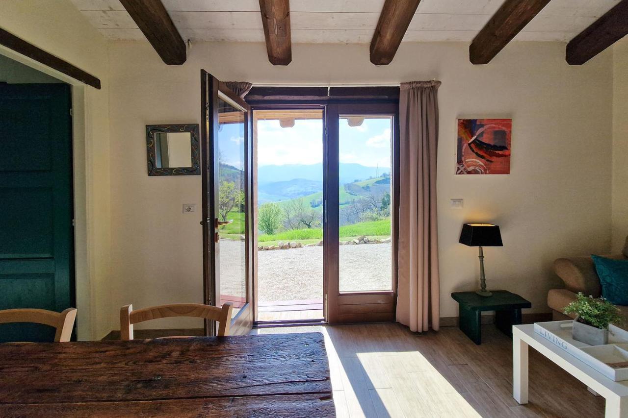 Villa Pilotti Country House Penna San Giovanni Exterior photo