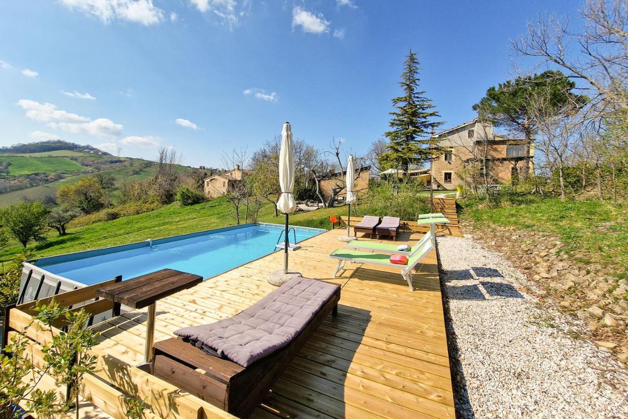 Villa Pilotti Country House Penna San Giovanni Exterior photo