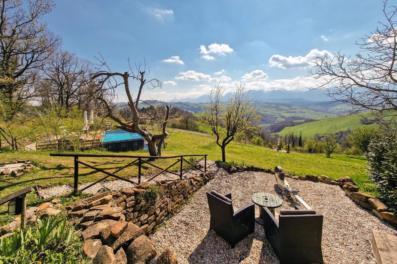 Villa Pilotti Country House Penna San Giovanni Exterior photo